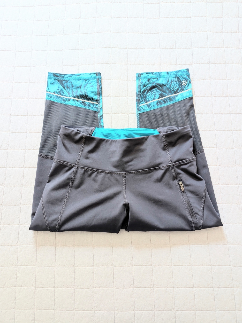 Champion Cropped Athletic Pant